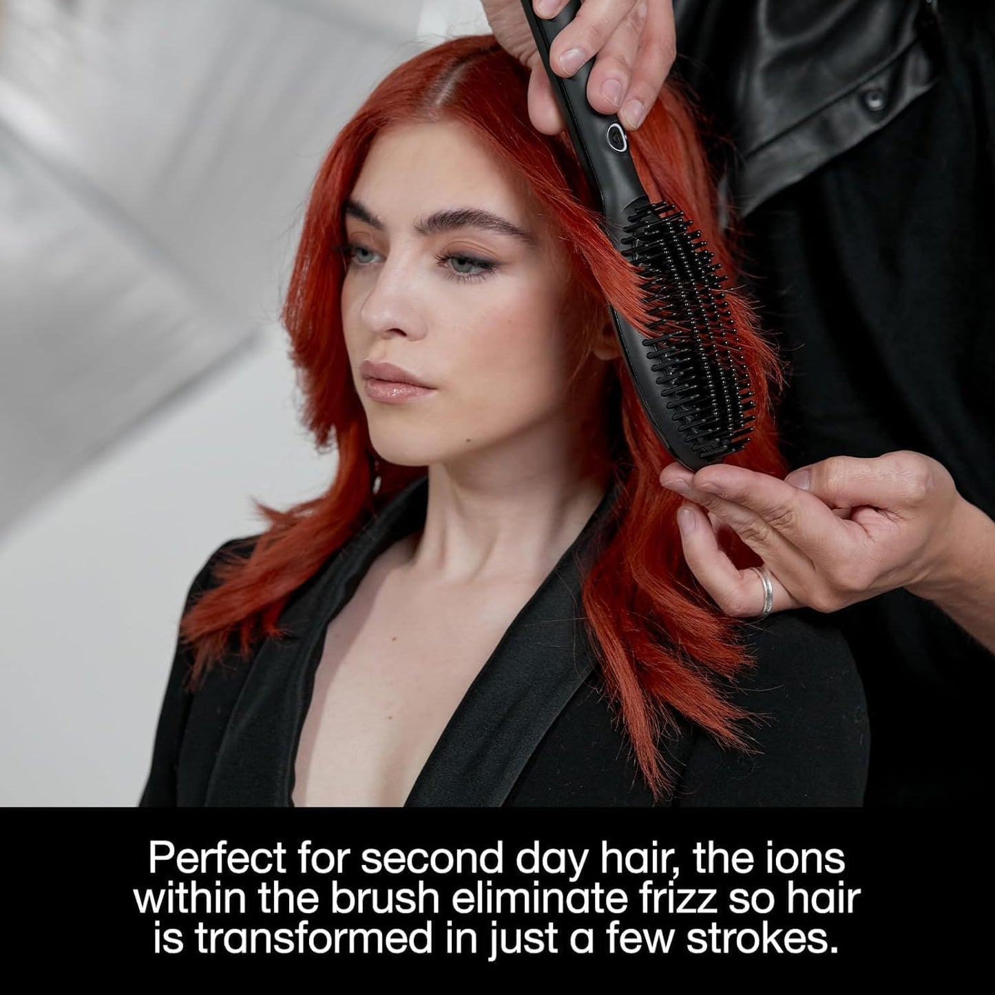 ghd GLIDE Professional Hot Brush