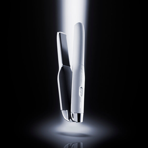 ghd UNPLUGGED Cordless Straightener - Matte White