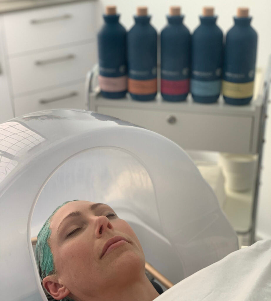 A Transformative Hair & Scalp Eksperience