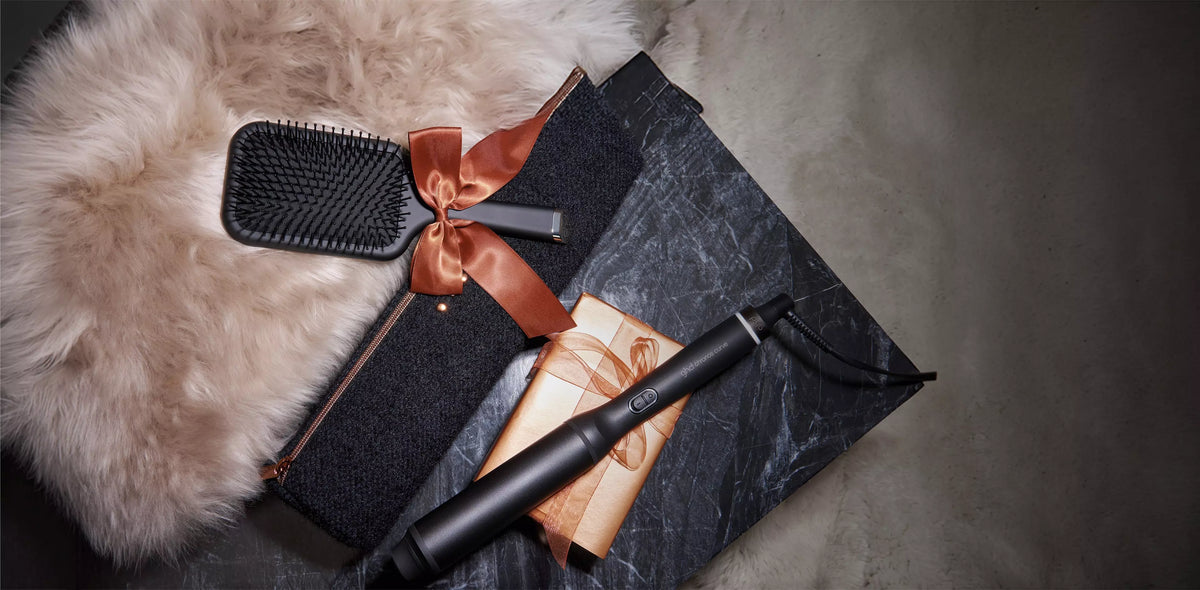 GHD CHRONOS CURVE MAX WAND (LARGE 38MM BARREL) FESTIVE GIFT SET IN BLACK