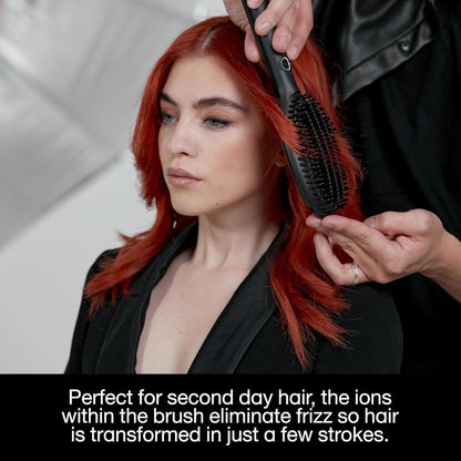 ghd GLIDE Professional Hot Brush