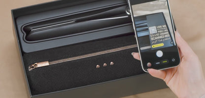 GHD GOLD HAIR STRAIGHTENER FESTIVE GIFT SET IN BLACK